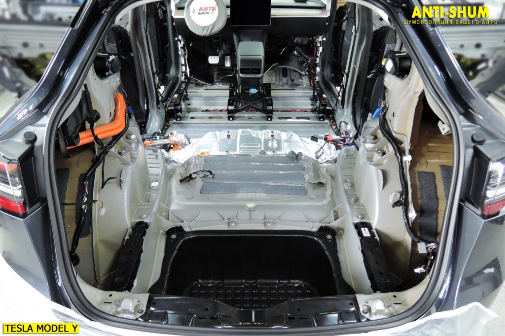 TeslaModelY_005.jpg