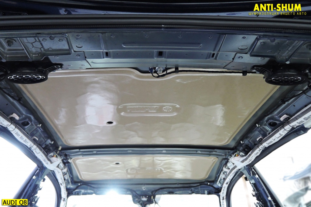 AudiQ8_007.jpg
