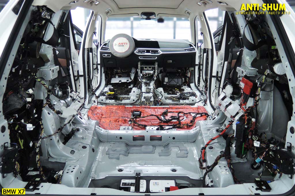 BMWX7_010.jpg